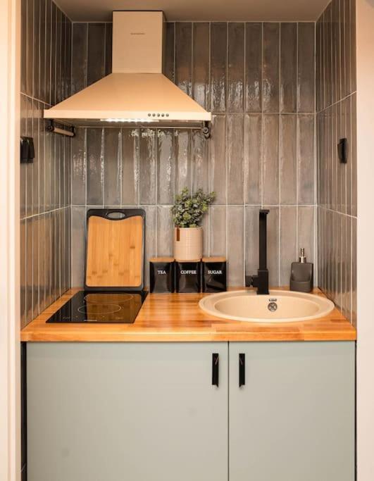 קלוז'-נאפוקה Blue Moon. Cozy Apartment Near Iulius Mall מראה חיצוני תמונה