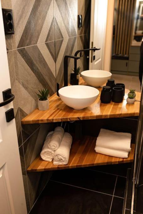 קלוז'-נאפוקה Blue Moon. Cozy Apartment Near Iulius Mall מראה חיצוני תמונה